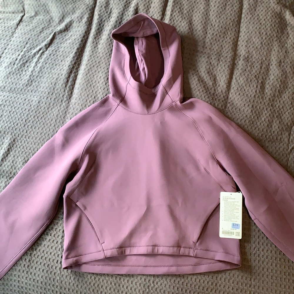 NWT Lululemon AirWrap pullover hoodie